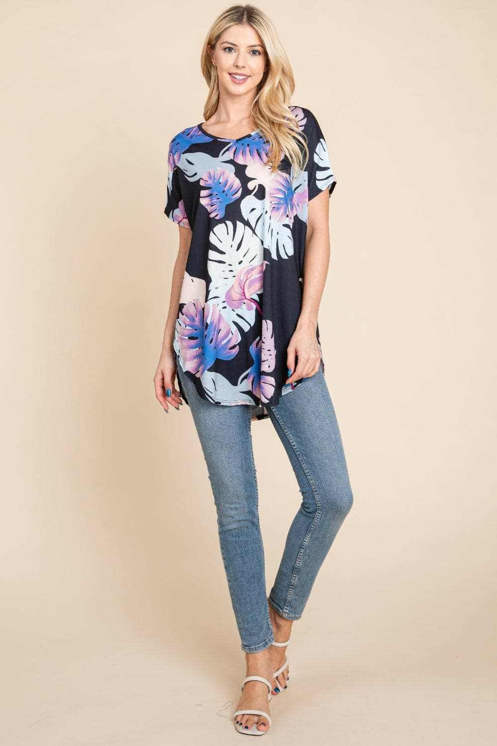 BOMBOM Printed Round Neck Short Sleeve T-Shirt - Love Salve